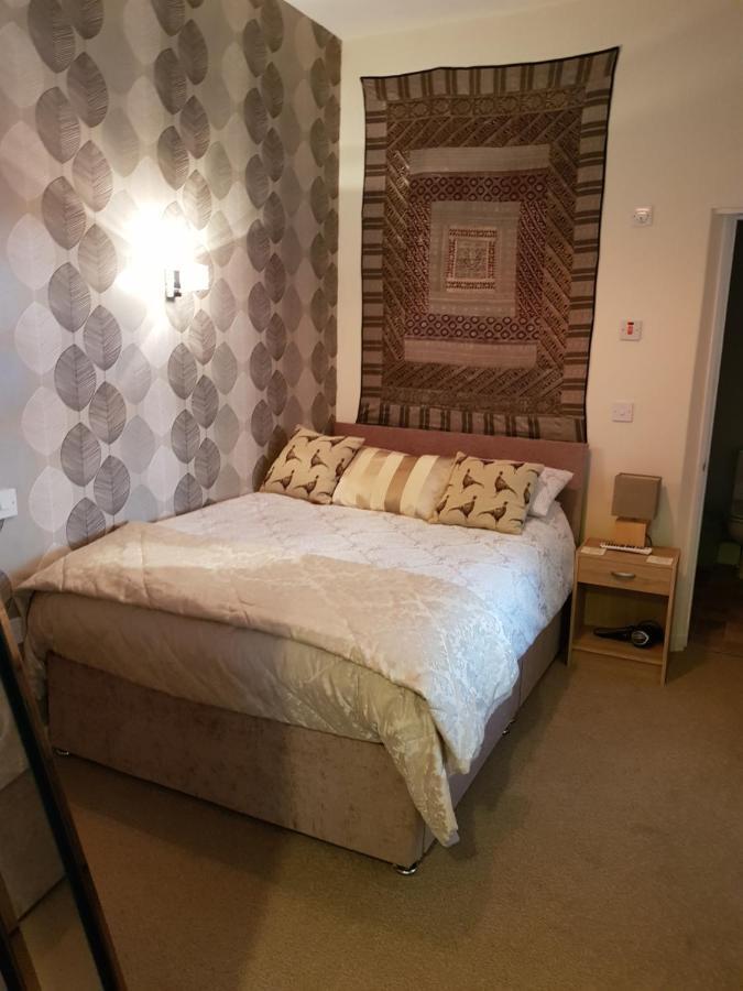 Carvetii - Gemini House - 4 Bed House Sleeps Up To 8 People Villa Tillicoultry ภายนอก รูปภาพ